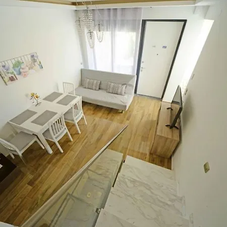 Apartment Vero Towhouse Hanioti